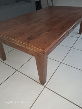Massief houten salontafel