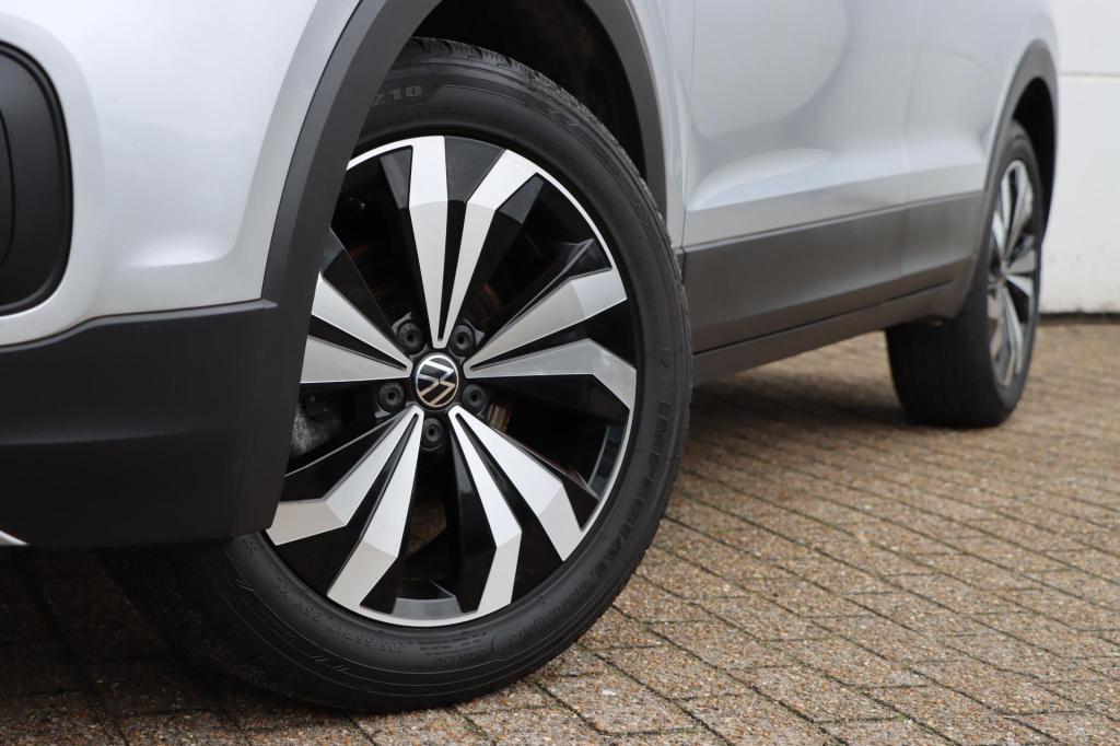 Volkswagen T-cross 1.0 tsi life 95pk | adaptive | camera | carplay