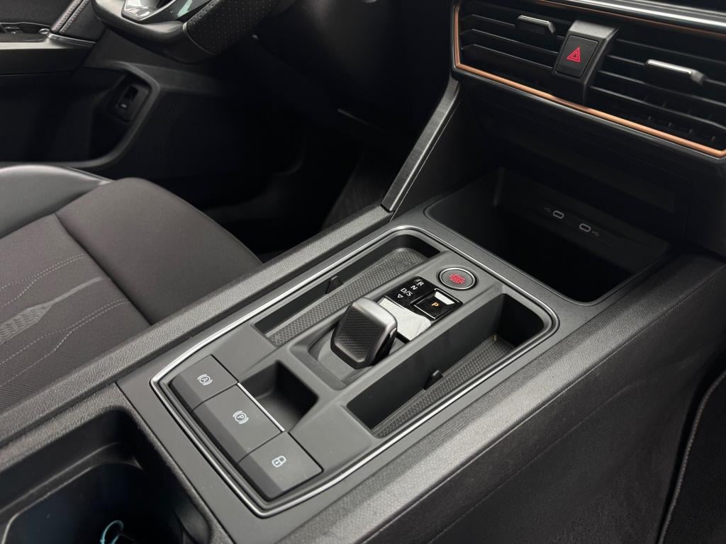 Cupra Formentor 1.5 tsi * camera * sfeerverlichting * acc * 18 inch
