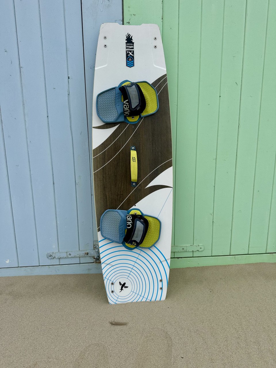 Kiteboard Best Armada 136x41, incl. Duotone pads