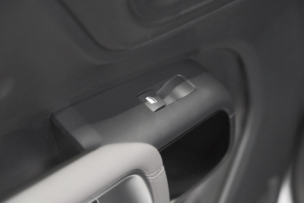 Citroen C5 Aircross 1.2 puretech 130 feel | trekhaak | camera | stoelen pak