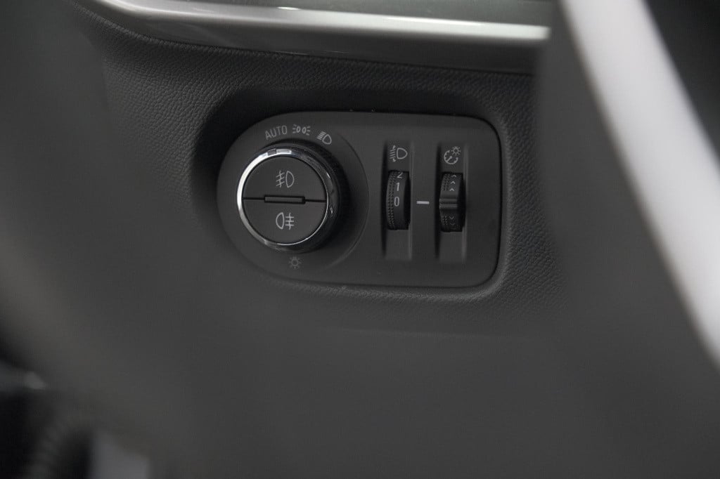 Opel Mokka turbo 131 at8 ultimate | adaptieve cruise control | stoelmassage
