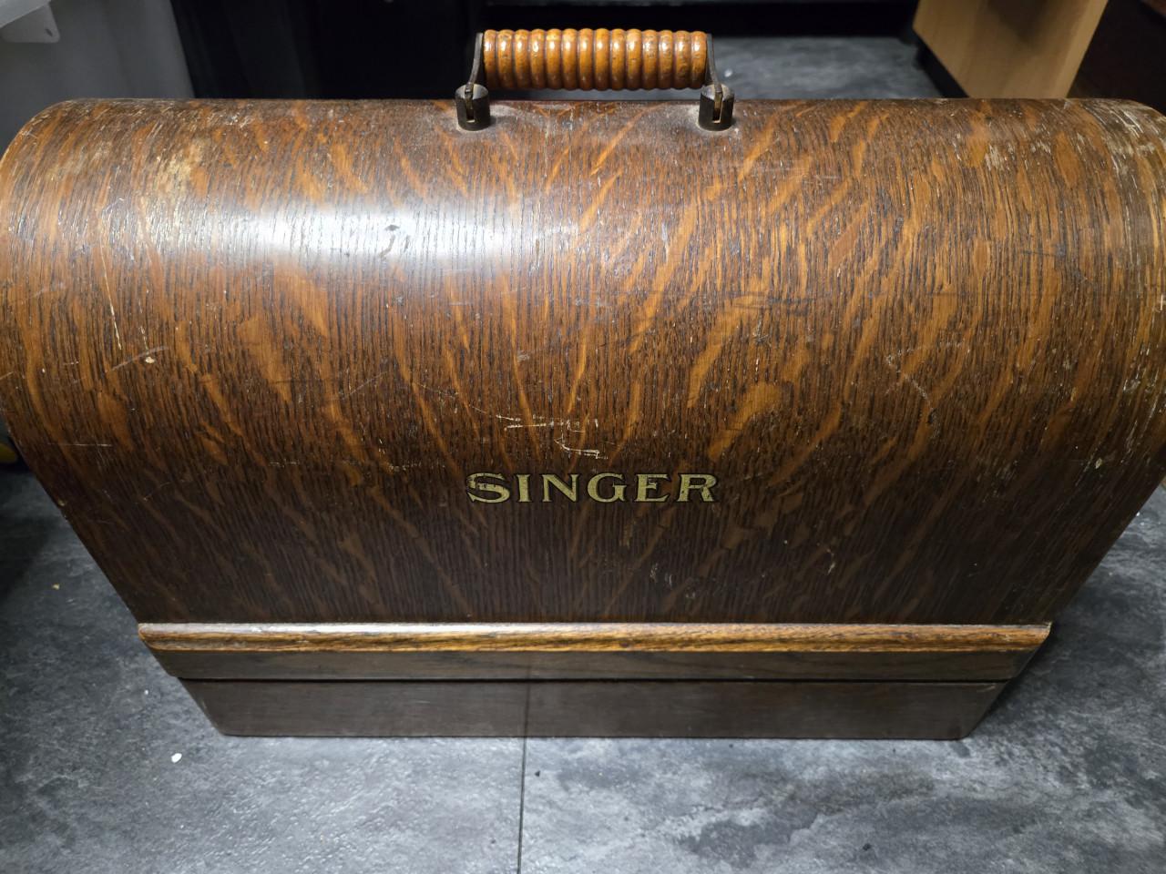 Antieke Singer 99K handnaaimachine 1920-1935,