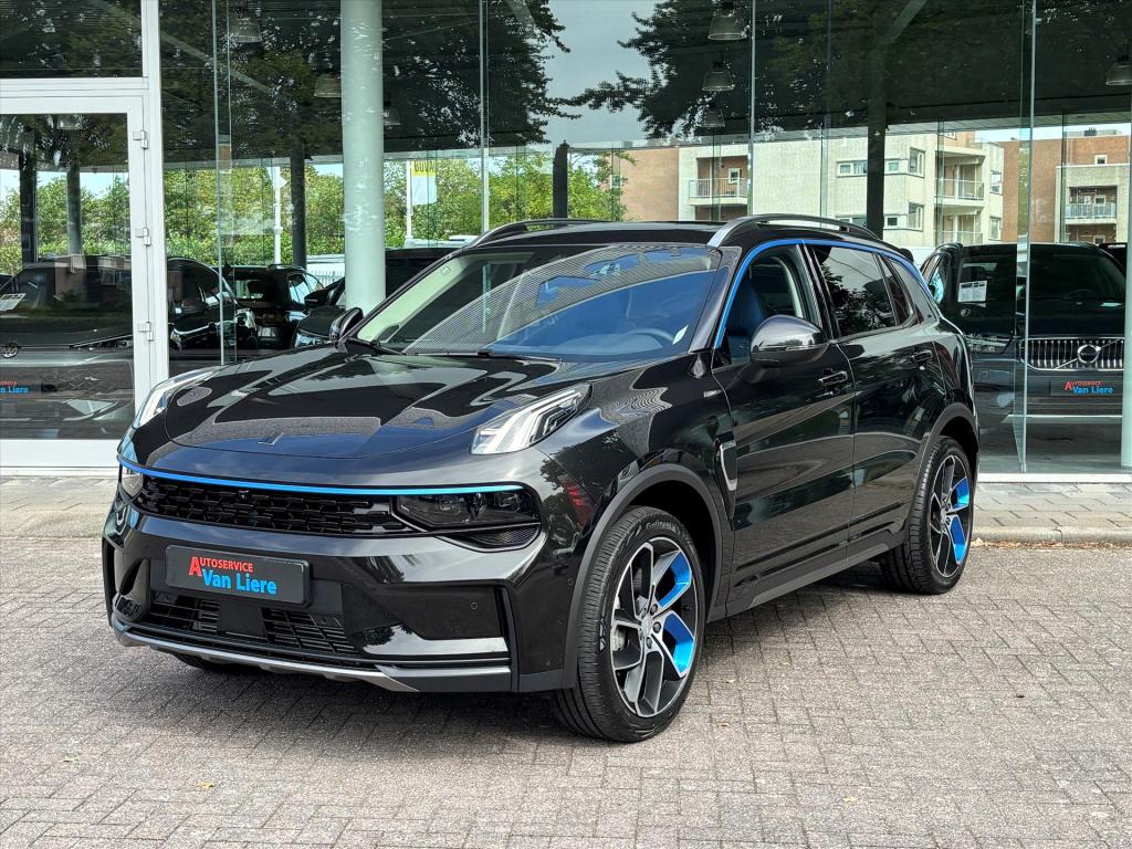 Lynk & Co 01 1.5td 261pk phev 7dcth|360gr camera|infinity sound| schuifdak|