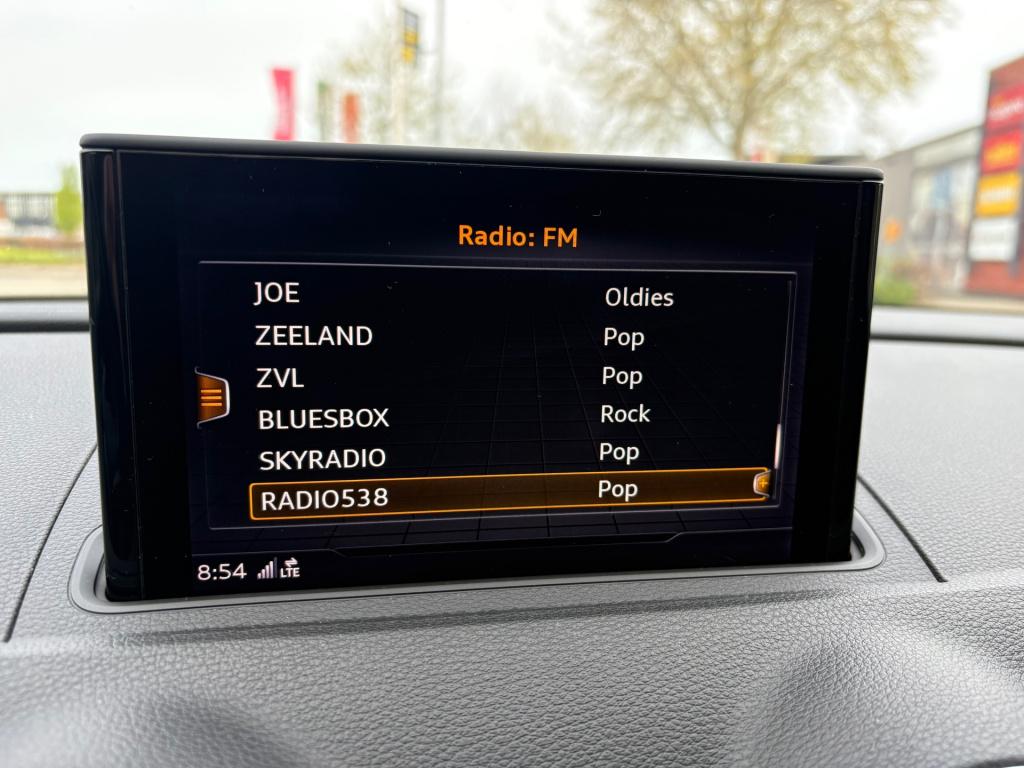 Audi A3 sportback 1.5 tfsi cod sport s line edition