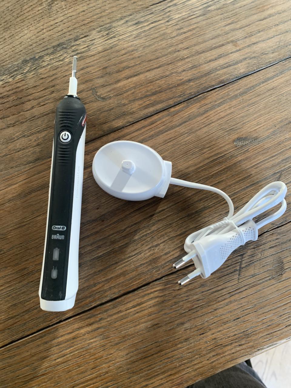 Oral b / braun tandenborstel 2x