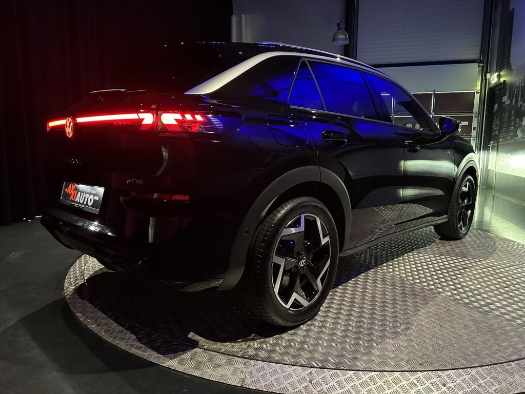 Volkswagen T-roc 1.5 etsi r-line first edition *led*camera*