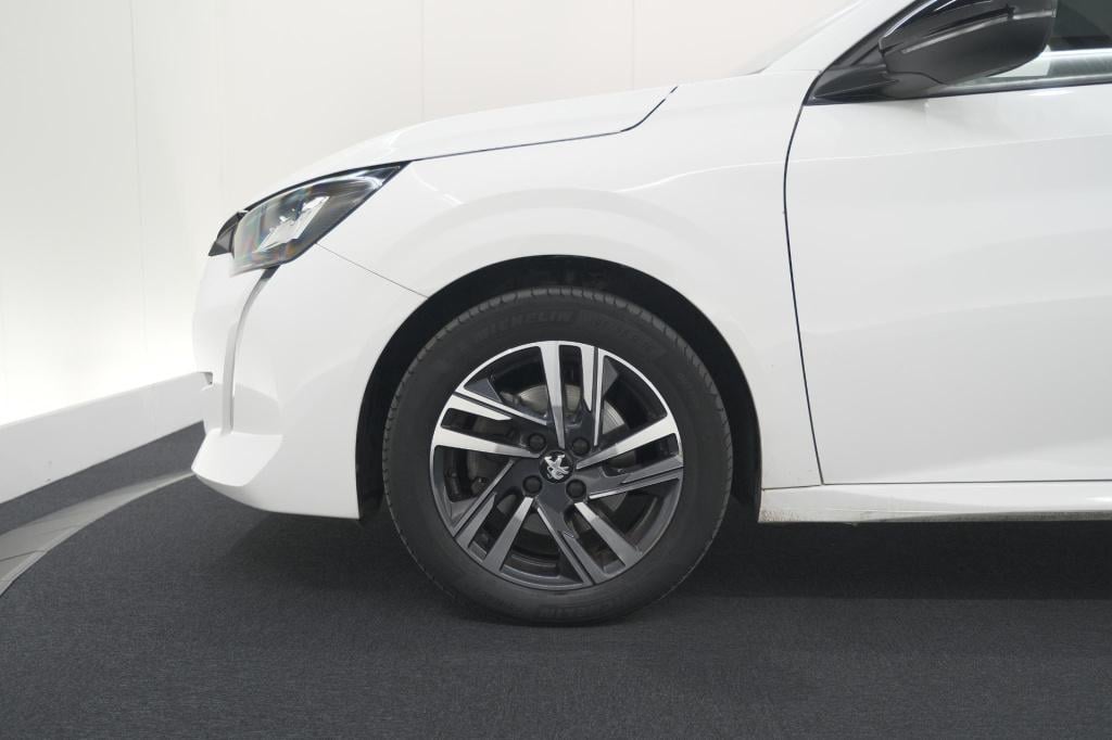 Peugeot 208 puretech 100 pk allure | apple carplay | parkeersensoren | lich