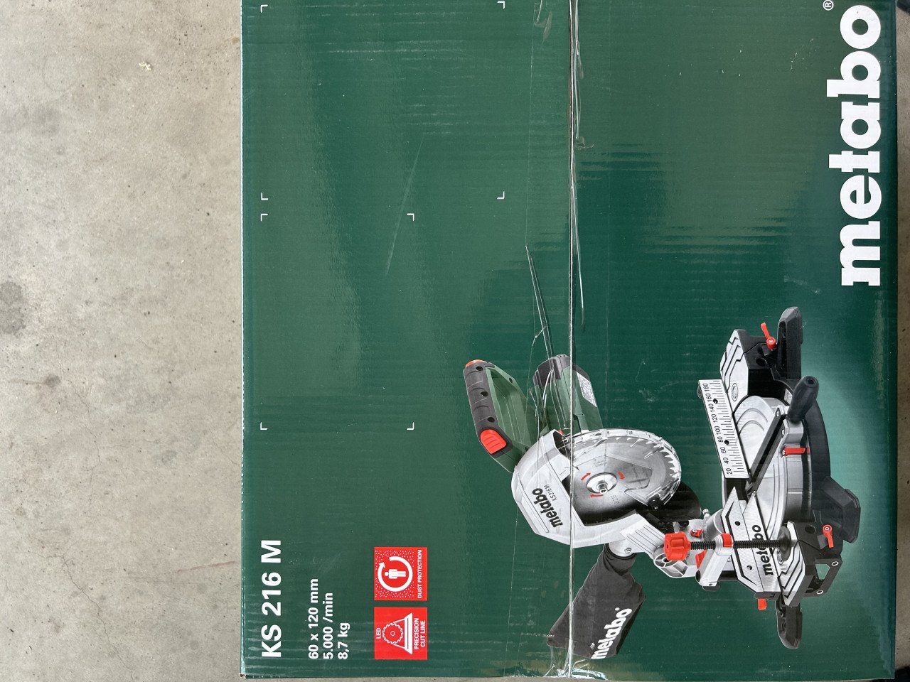 Afkortzaag Metabo KS 216 M nog nieuw in doos