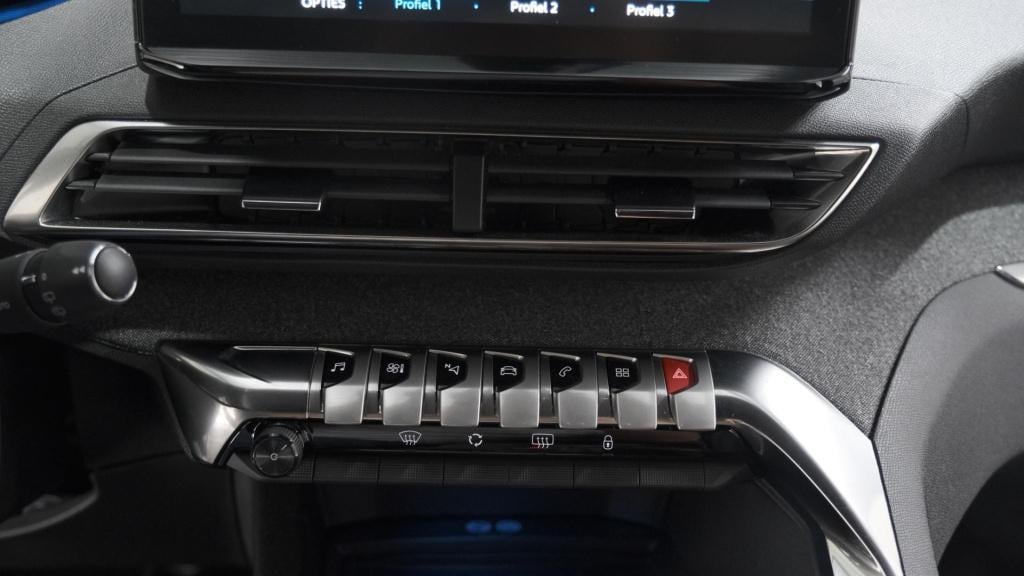 Peugeot 5008 puretech 130 eat8 allure pack business | trekhaak | elektronis