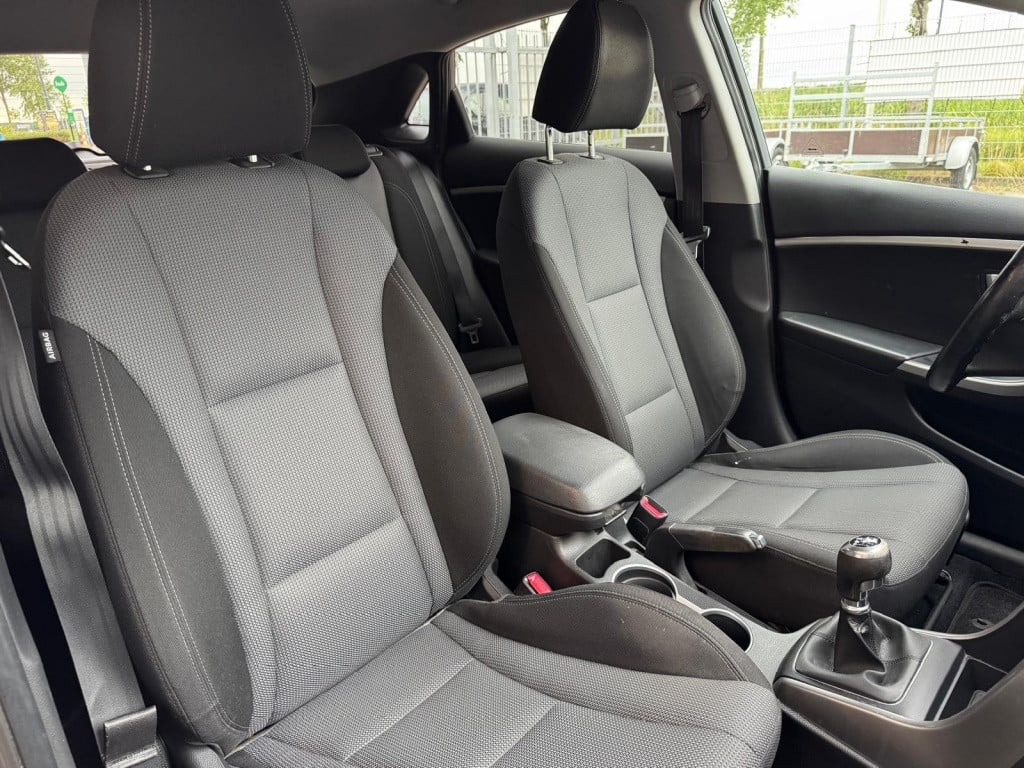 Hyundai I 30 1.6 gdi go!