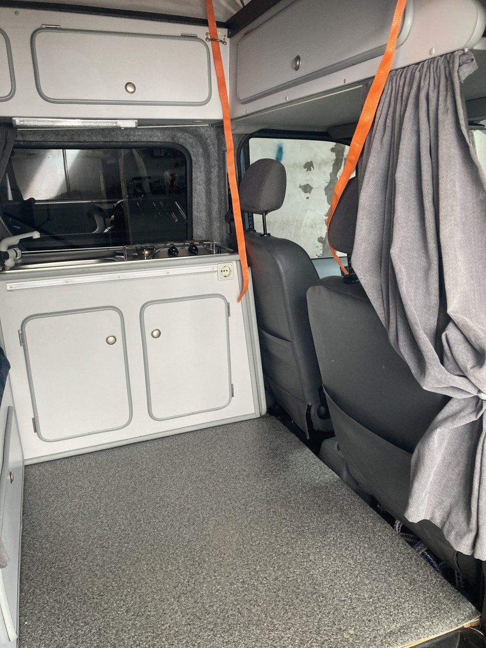 Ford Connect Camper | Airco | Originele uitvoering | AutoKoens SINCE 1979!