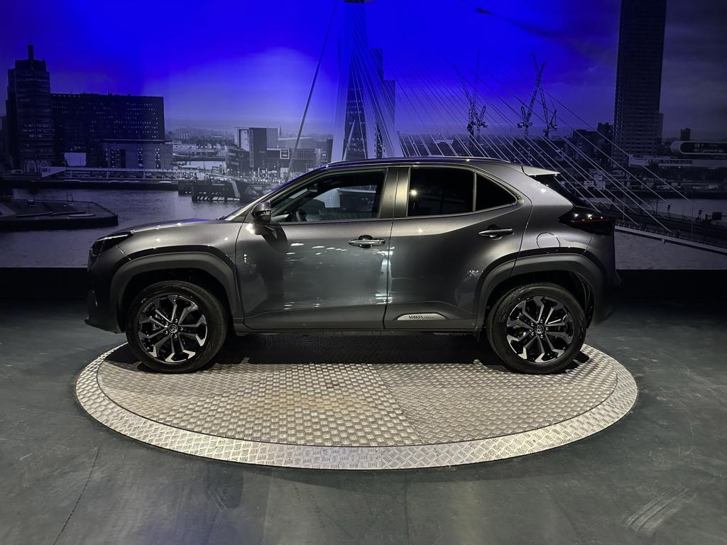 Toyota Yaris Cross 1.5 hybrid 130 dynamic *acc*winterpakket*camera*17inch*c