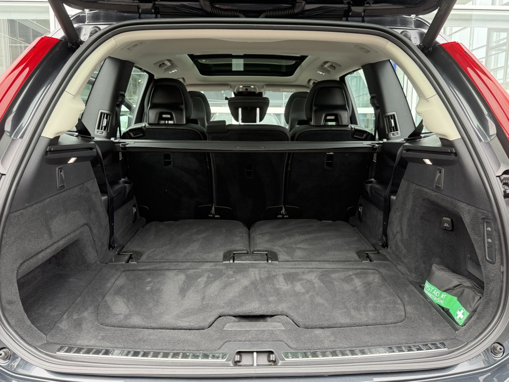 Volvo XC90 t8 390pk recharge inscription| panodak| adap.cruise| luchtvering