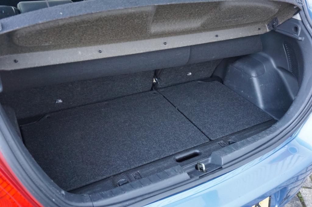 Toyota Yaris 1.0 vvti terra elektr. ramen / trekhaak / nap