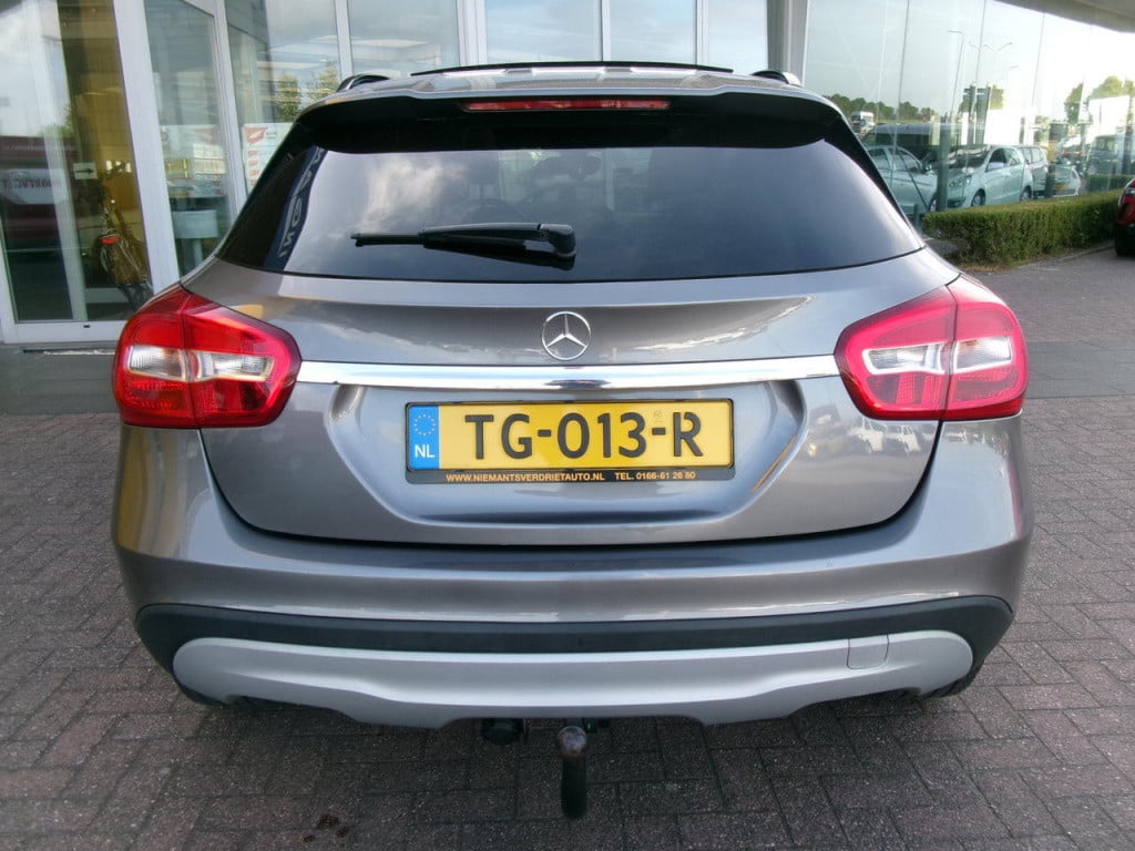 Mercedes-Benz Gla-klasse 200 automaat, cruise.contr., panoramadak, leer