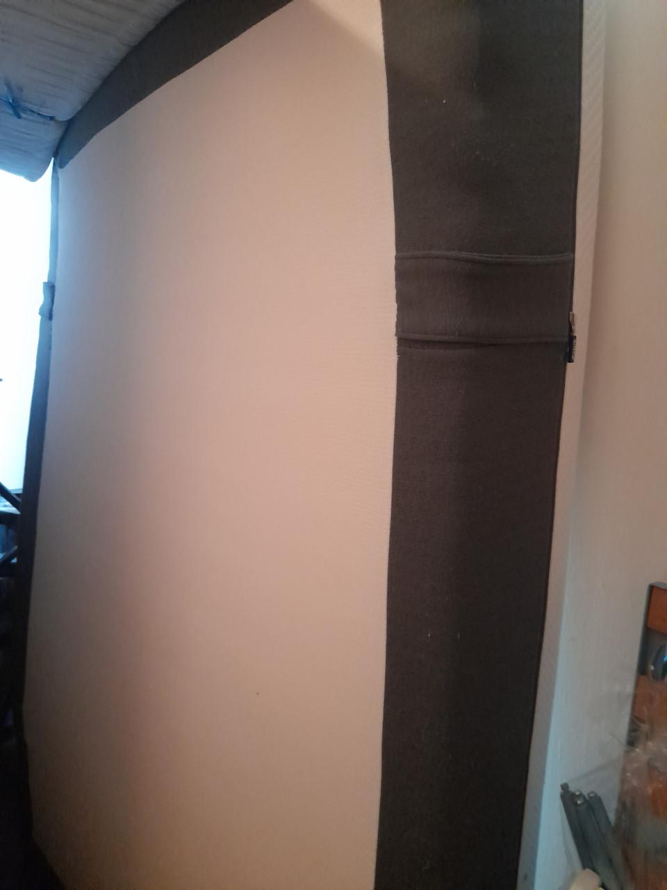 Mooi net matras 140 x 200 x 20 cm ( in goede nette staat )