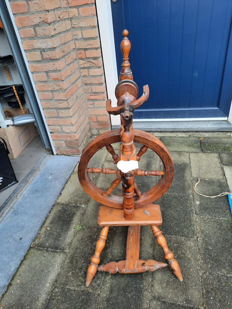 Spinnewiel antiek