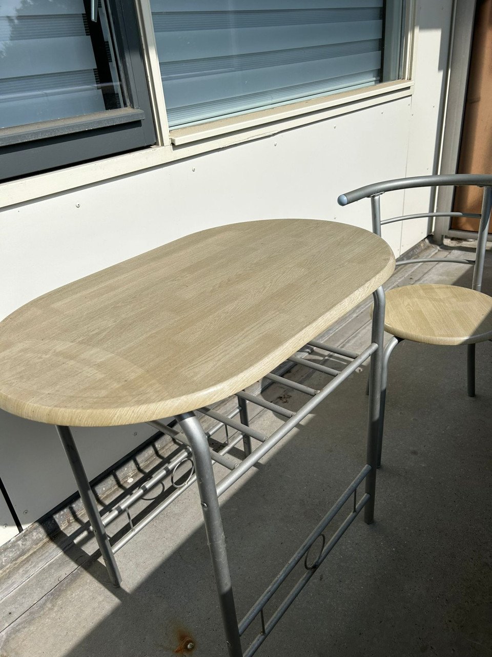 Terrastafel met stoel