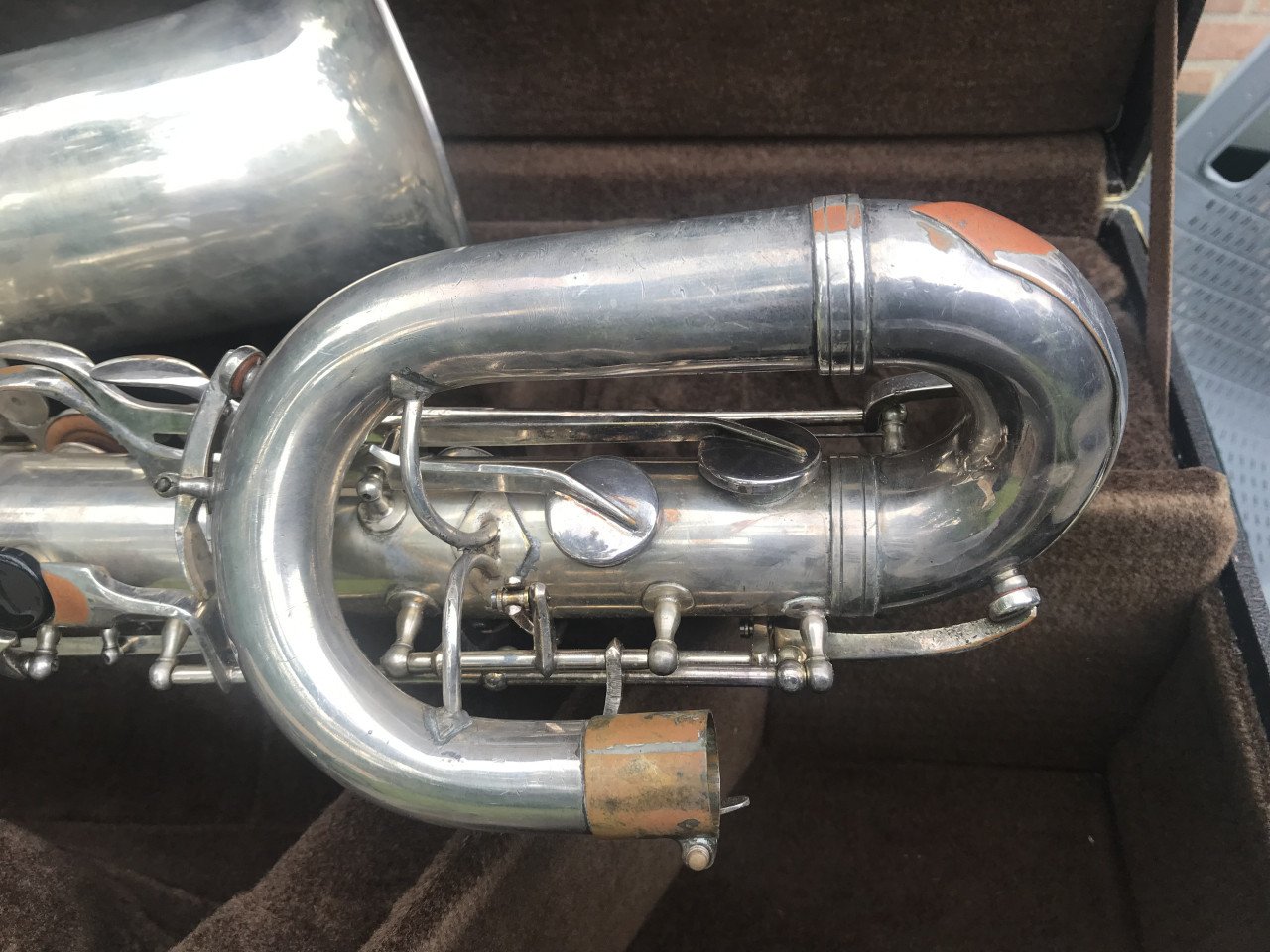 Bariton saxofoon,tot lage A,met koffer