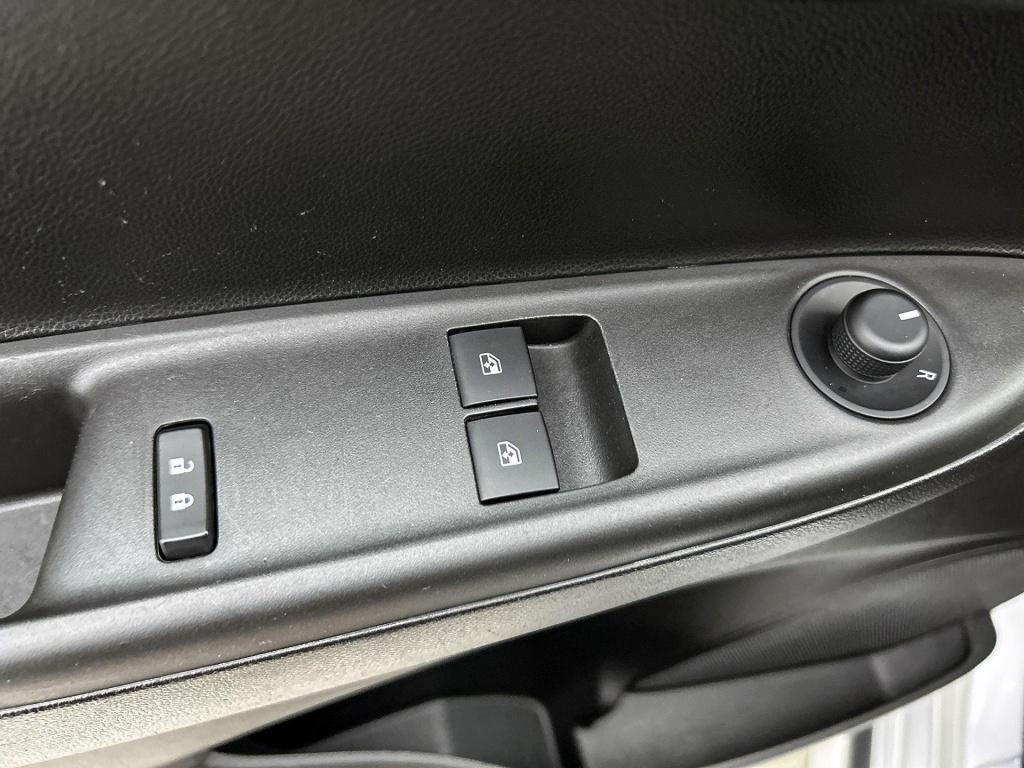 Opel Karl 1.0 rocks online edition | apple carplay / android auto | airco |