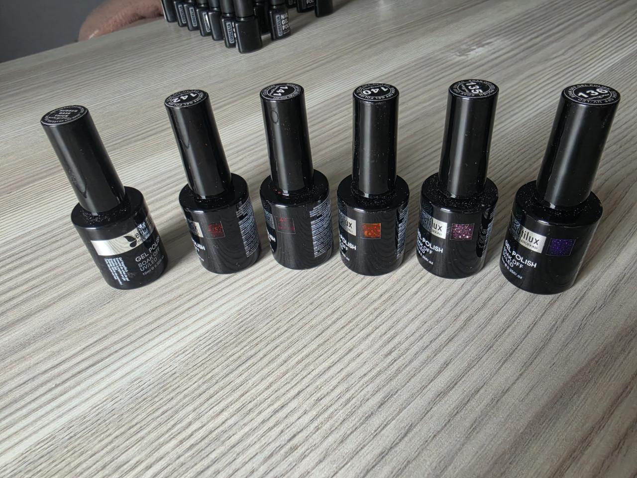 Heel veel nagelspullen gellakjes enz
