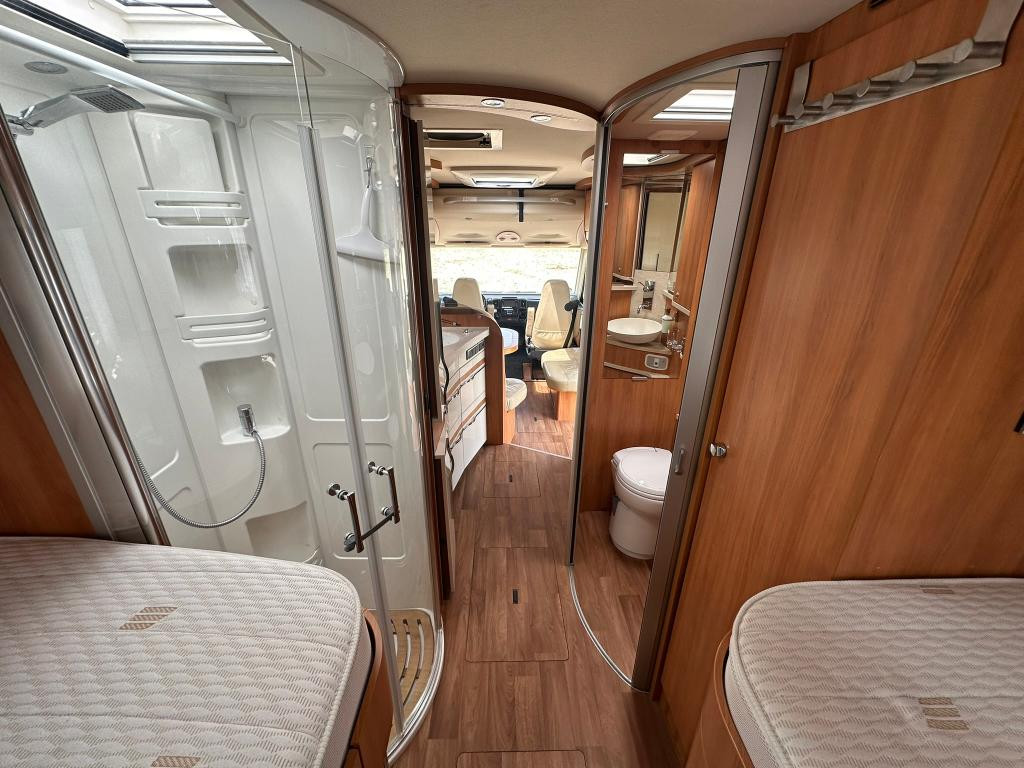 Hymer Onbekend b 778 sl c1 rijbewijs | jaar apk | jaar bovag | afleverbeurt