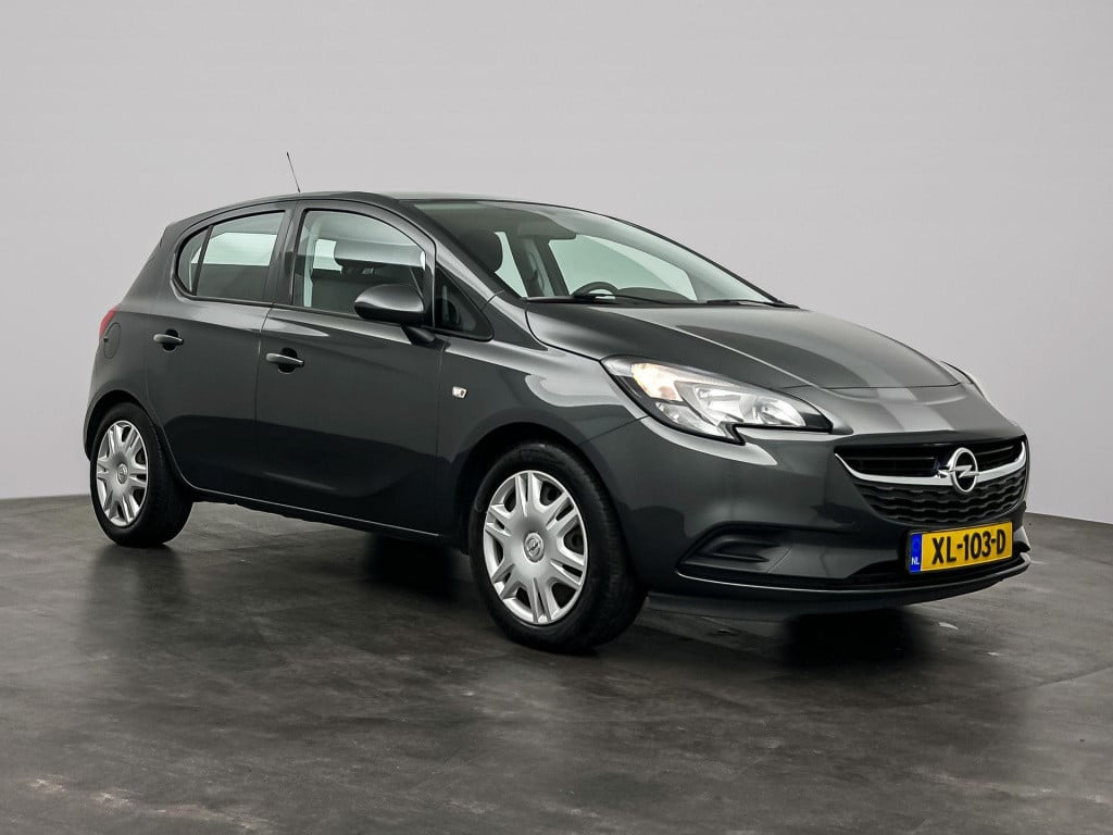 Opel Corsa 1.4 favourite | airco | cruise control | bluetooth