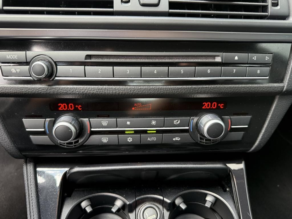 BMW 5 Serie 528i 6-cilinder executive sedan