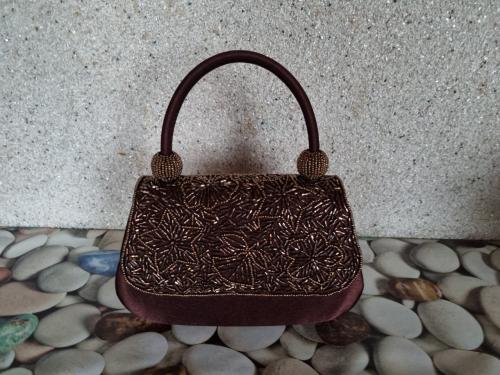 Feestelijk handtasje