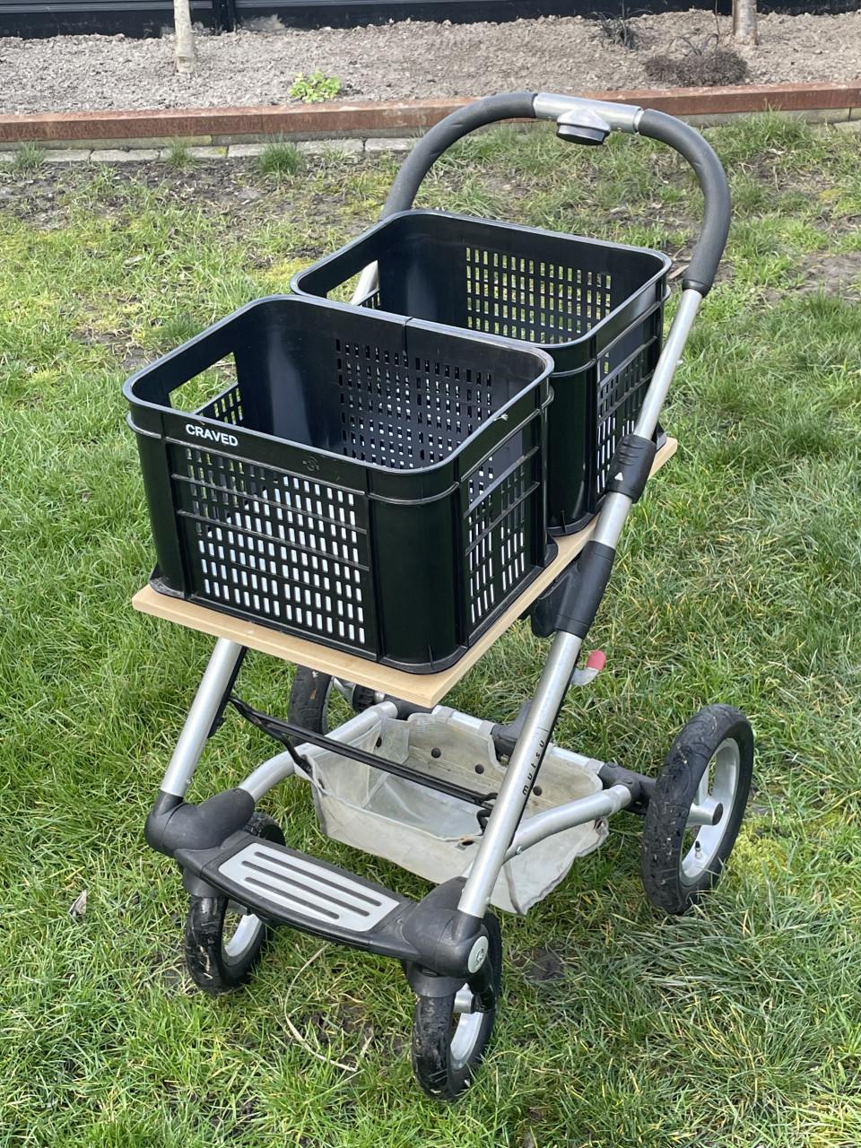 Folderwagen of krantenwagen voor bezorging