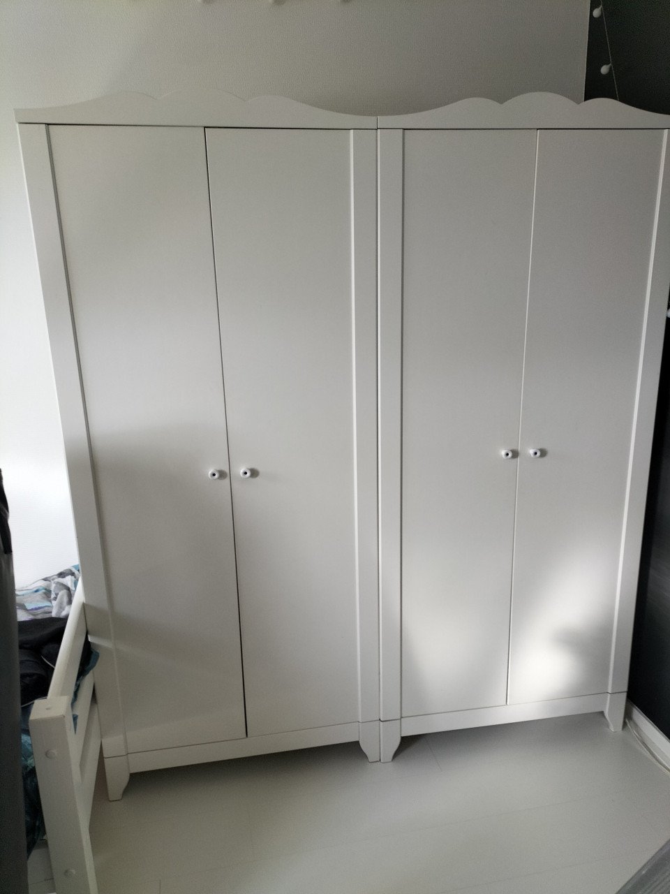 2x kledingkast kinderkamer