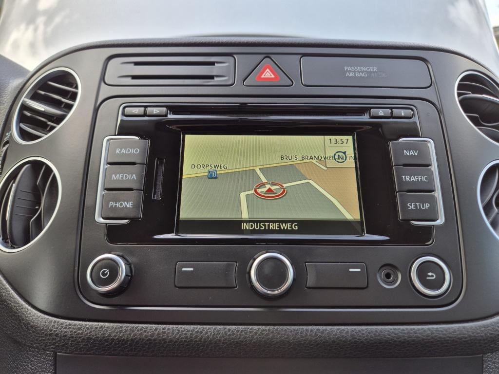 Volkswagen Golf Plus 1.2 tsi highline | airco | navi |trekhaak | stoelverw 