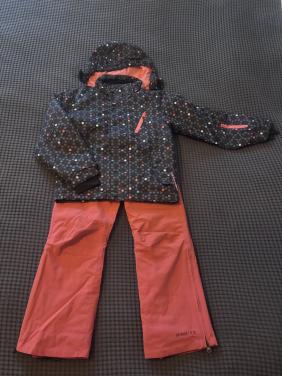 Skijas en skibroek maat 128