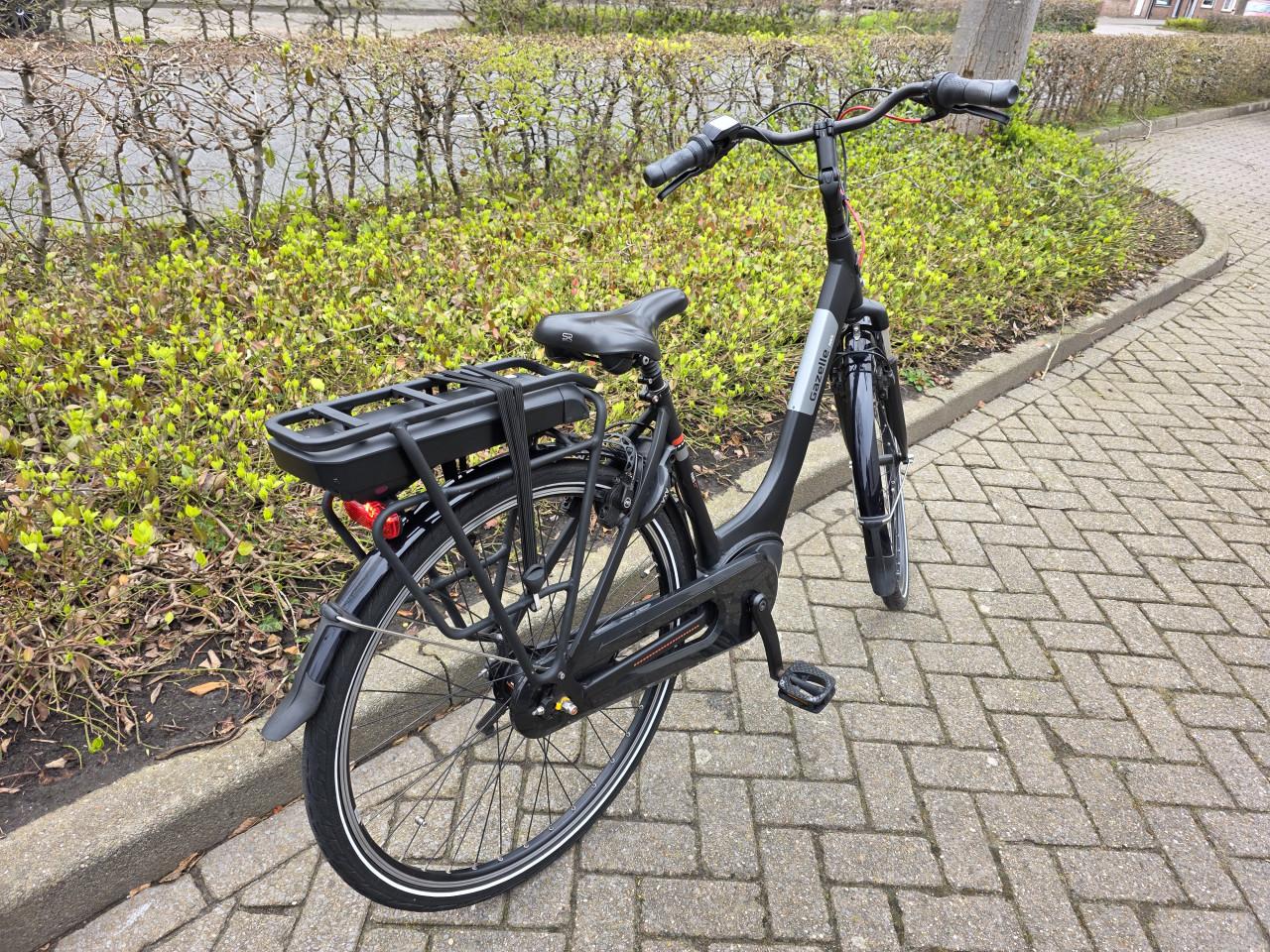 Schitterende Gazelle Paris C7+ met Bosch middenmotor en 400wh accu
