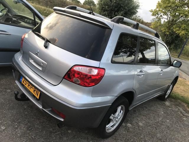 Mitsubishi Outlander 2.0 airco | elektr. ramen | trekhaak | nap etc.
