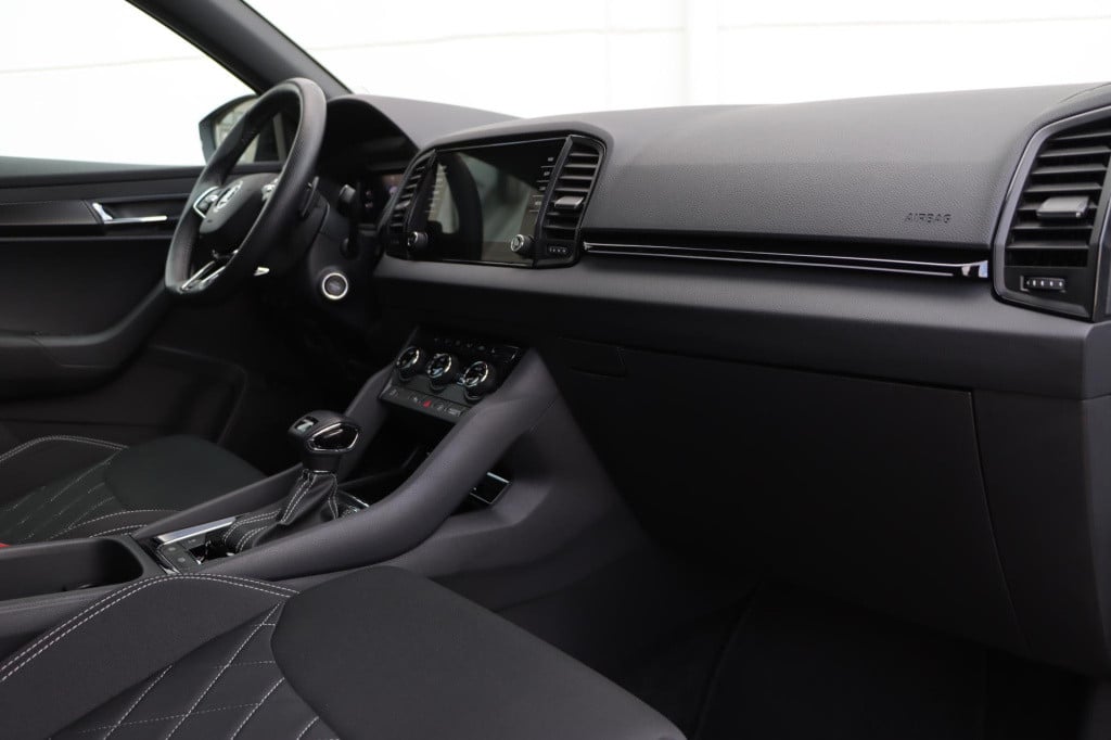 Skoda Karoq 1.5 tsi sportline 150pk dsg7