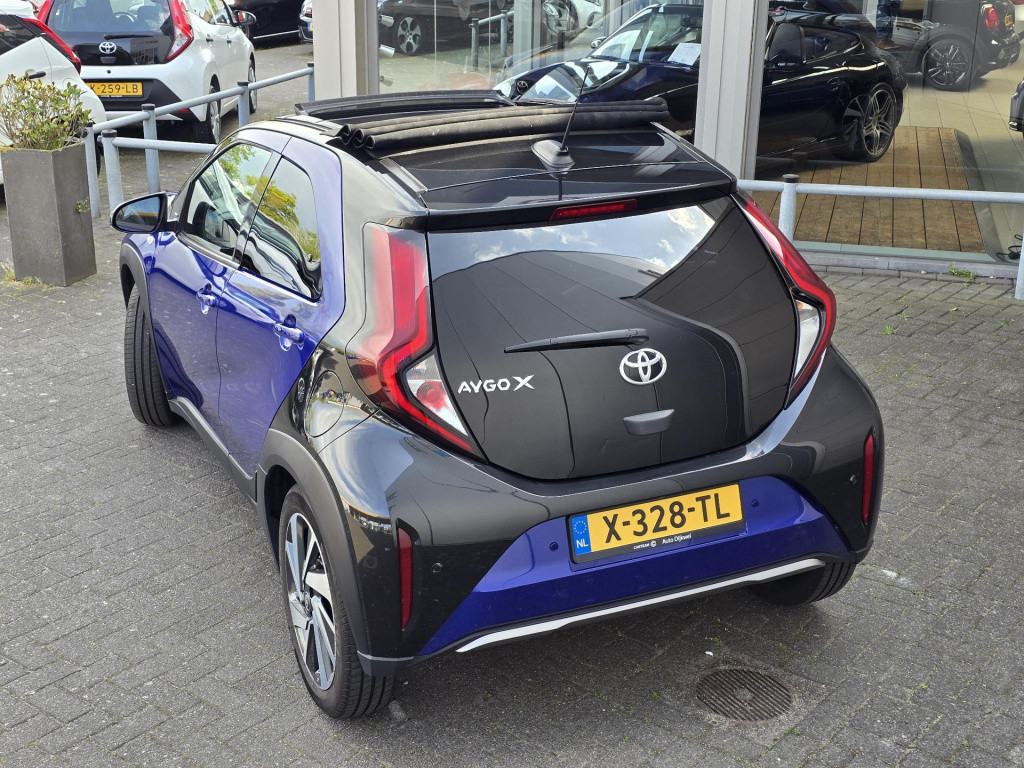 Toyota Aygo x 1.0 vvt-i s-cvt envy