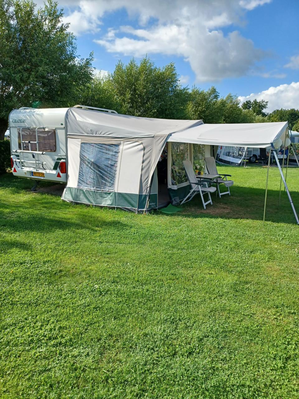 Caravan Chateau Caratt 430 nice (2005, zeer goede staat)