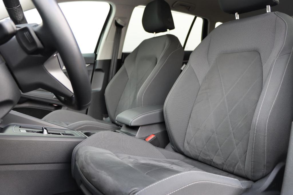 Volkswagen Golf variant 1.0 etsi life business 110pk dsg7