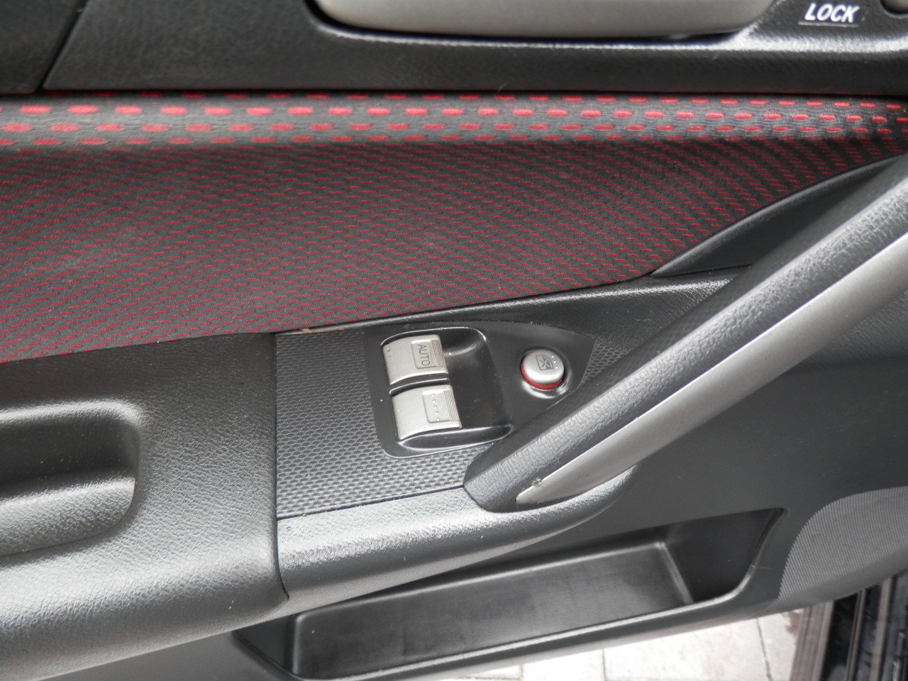 Auto Garant Biedt Aan: Honda Civic 1.6 3 DR Sport