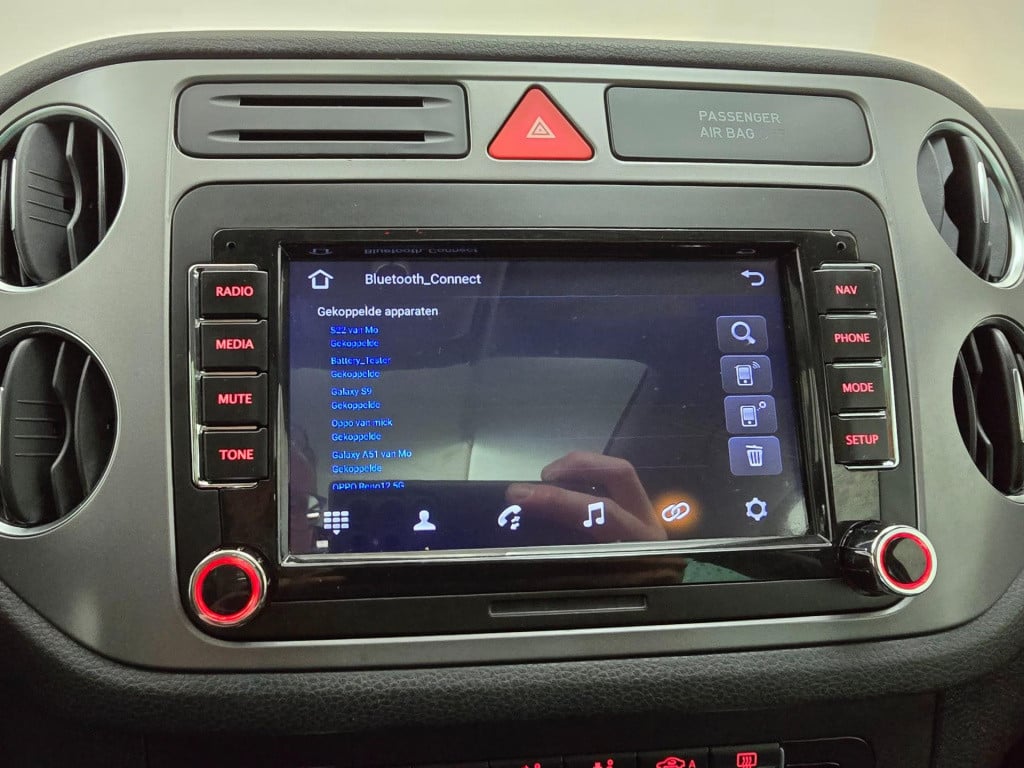 Volkswagen Tiguan occasion 2.0 tsi sport&style 4motion met panoramadak en c