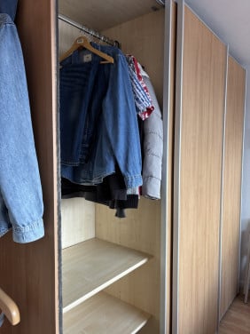 Te Koop hang/legkast