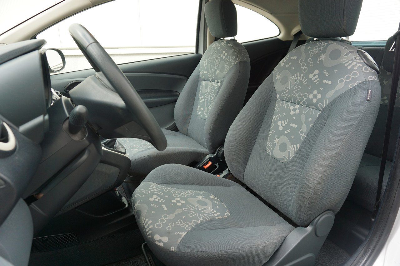 Ford Ka, 1.2 Cool&Sound - Airco / Elektr. ramen / NAP / Weinig KM!