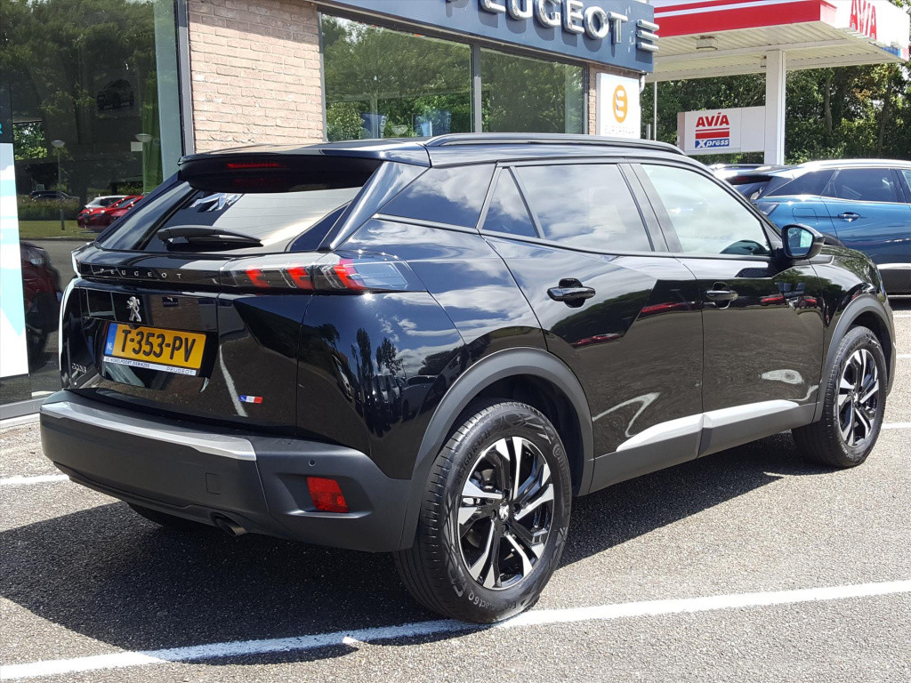 Peugeot 2008 1.2 puretech 100pk allure pack navi | bluetooth | applecarplay