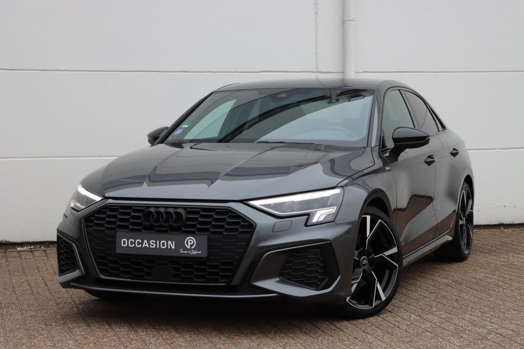 Audi A3 limousine 35 tfsi 150pk s tronic s edition
