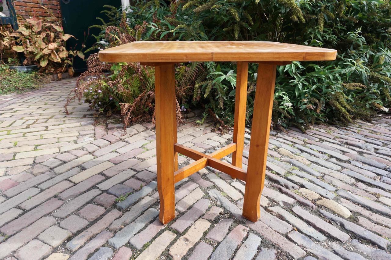Salon / bijzettafel jaren ca. 1970