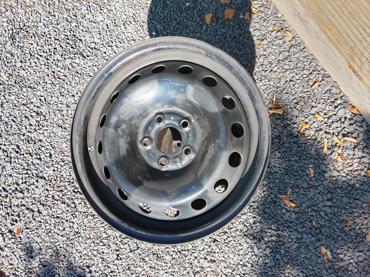 Vuurkorf/Cooker van 2 stalen velgen.