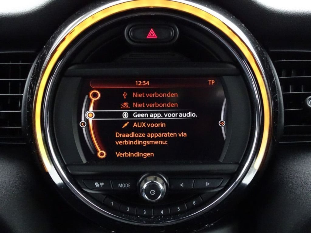 Mini Cooper mini 2.0 serious business 5-deurs | led | navi | 18"