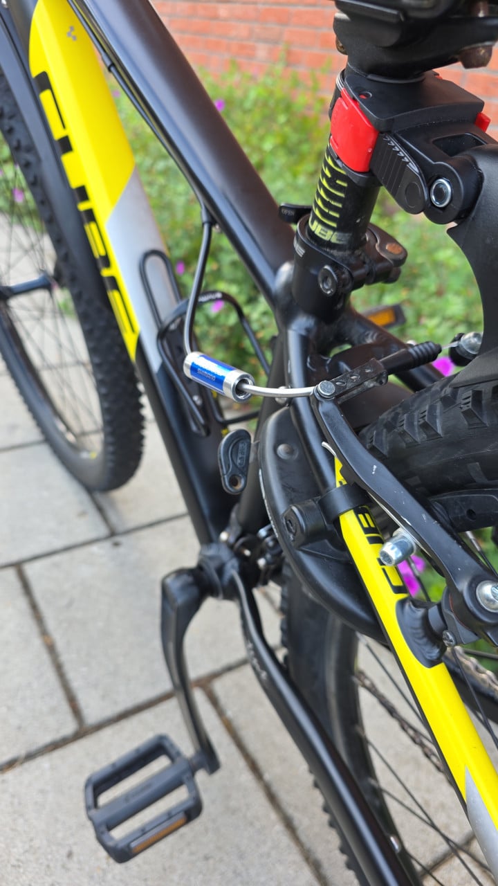 CUBE | ACID RACE 260 | 26 INCH | FRAME 34 CM | NETTE STAAT!!